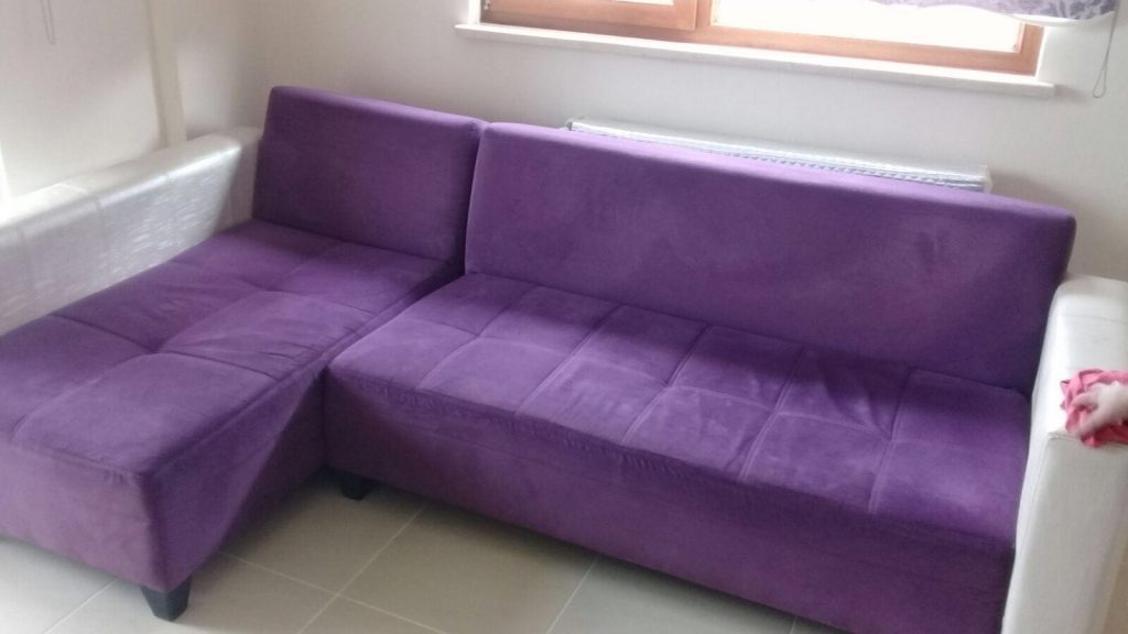 Deri Kollu Köşe Takımı