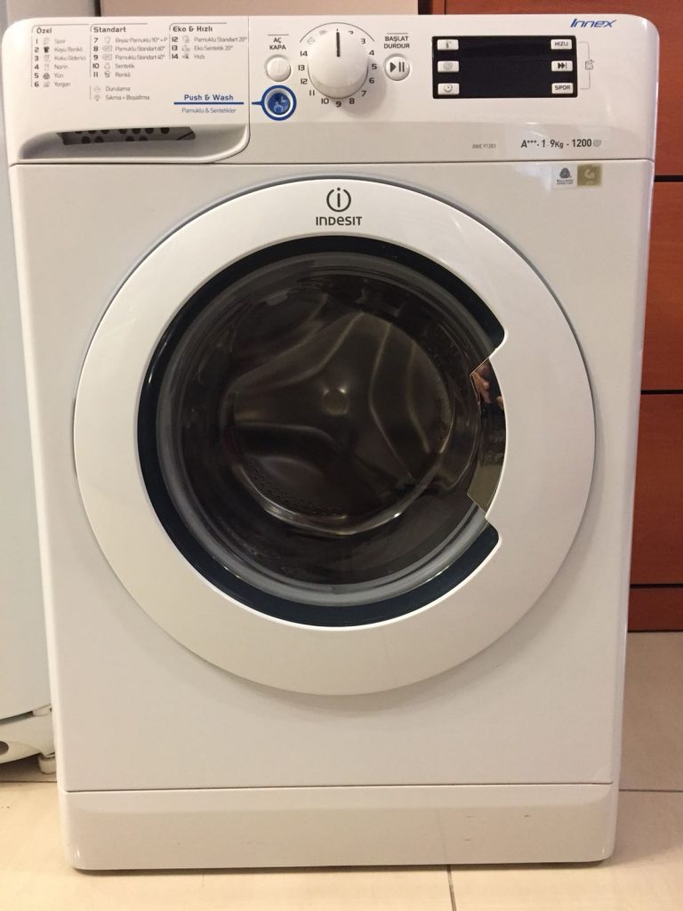 Indesit Çamaşır makinesi