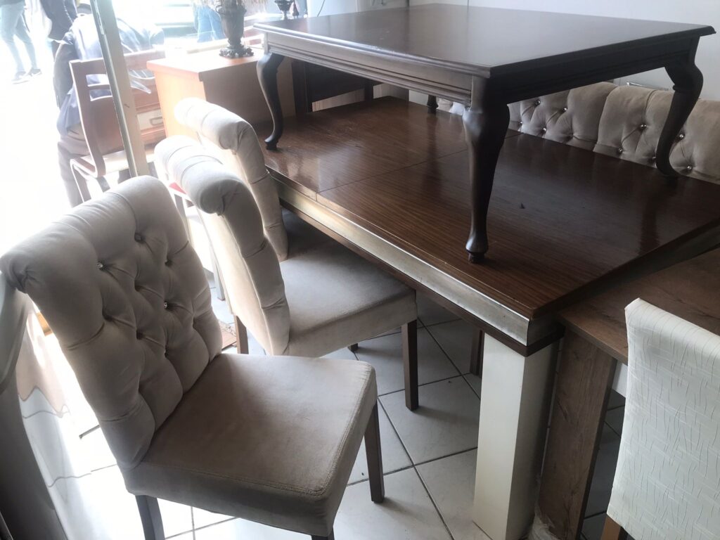 Salon Yemek Masası Takımı